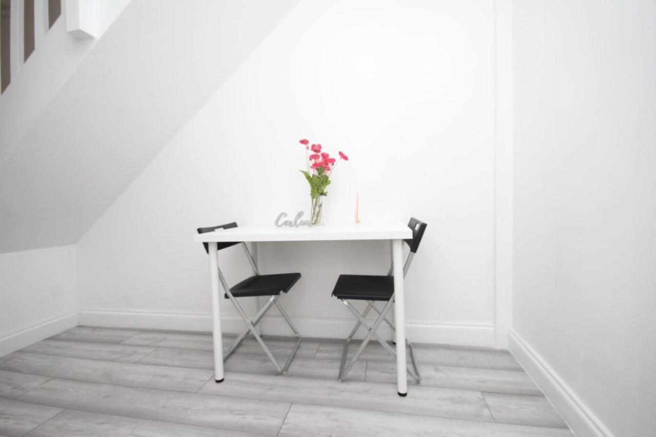 Lovely 3 Bed Spacious Flat Apartment In Central Londres Extérieur photo